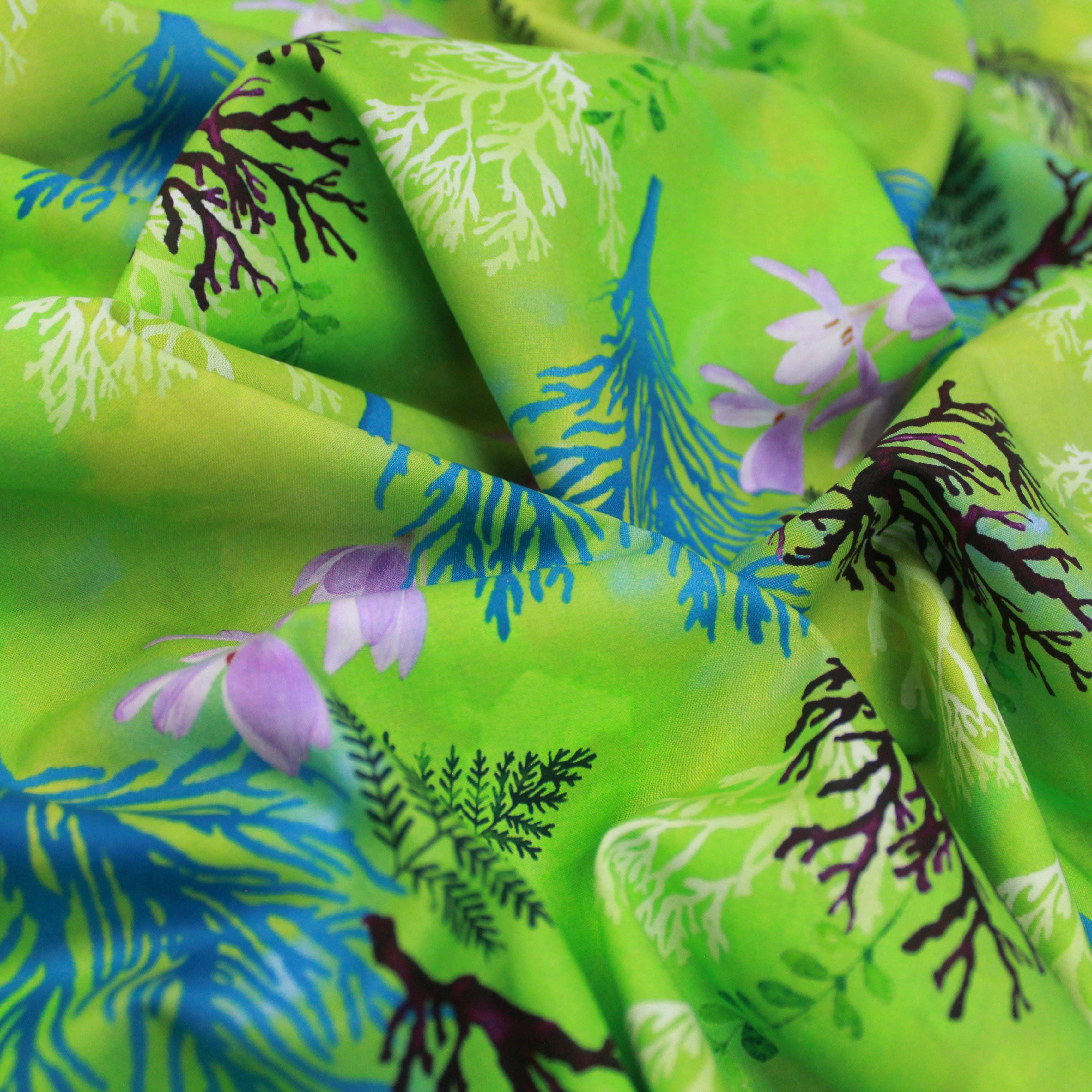 3 Metre Luxury Breathable Dressmaking Floral Cotton Lawn - 60" Wide Green