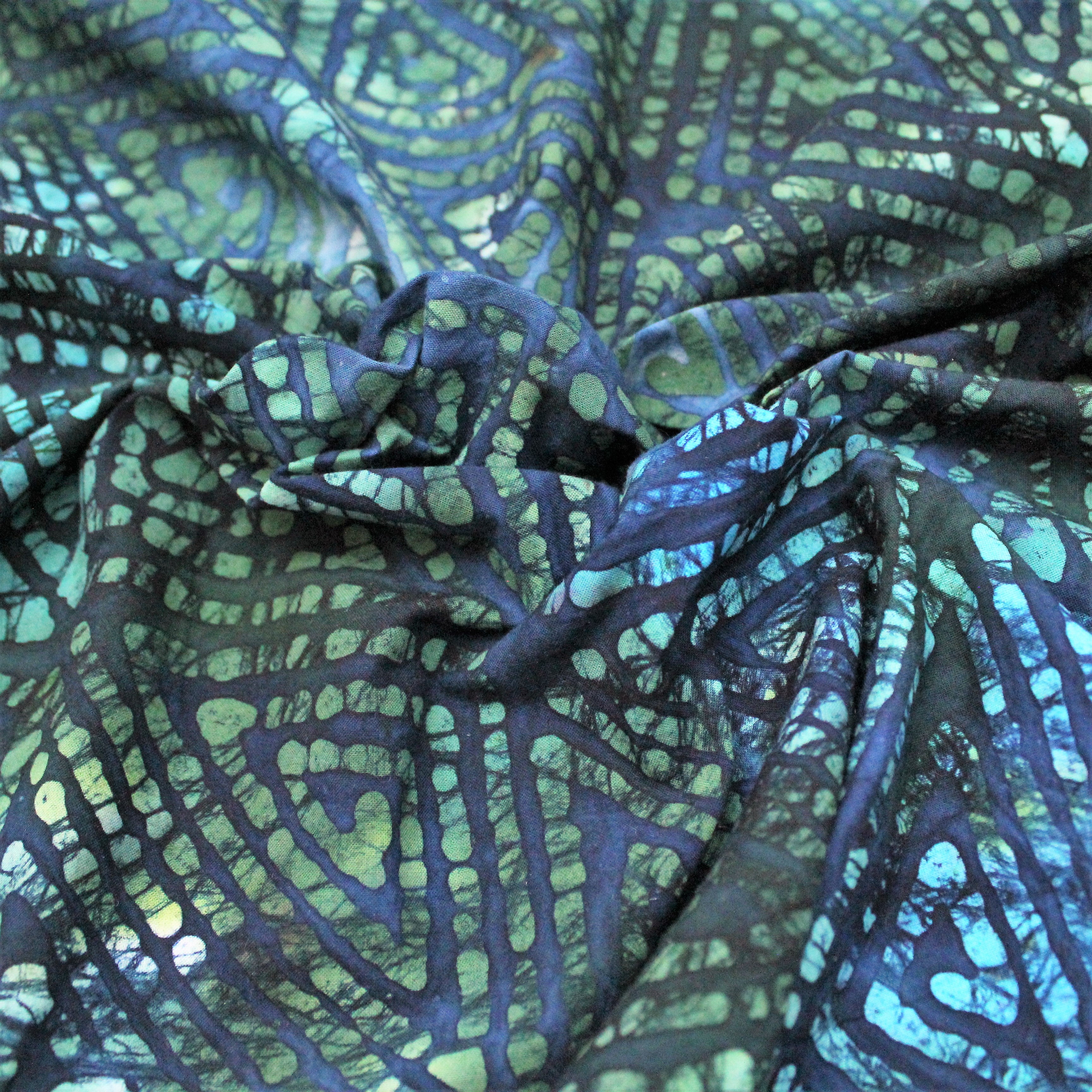 100% Cotton Hand-Dyed Batik Triangles 110cm Wide